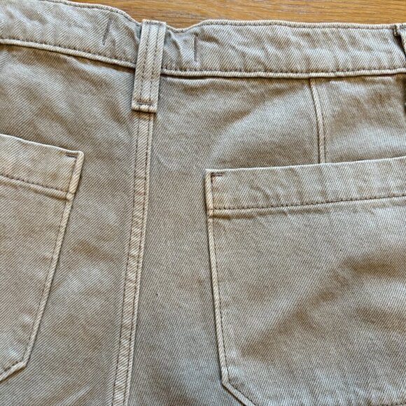 Abercrombie & Fitch Women's Mid Rise Long & Loose Short Size 30 10 - Picture 4 of 8